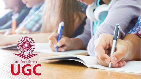 UGC ने जारी की फर्जी विश्वविद्यालयों की लिस्ट, गलती से भी न लें इनमें दाखिला UGC ने जारी की फर्जी विश्वविद्यालयों की लिस्ट, गलती से भी न लें इनमें दाखिला
