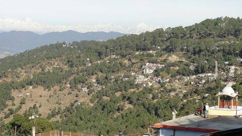 उत्तराखंड के रानीखेत में स्थित हैं ये पांच खूबसूरत पर्यटन स्थल उत्तराखंड के रानीखेत में स्थित हैं ये पांच खूबसूरत पर्यटन स्थल