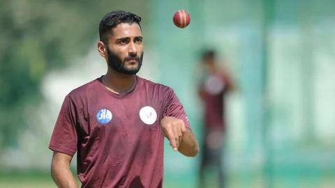 जानें कौन हैं 28 साल बाद भारतीय टीम में आए पहले पारसी क्रिकेटर अर्जन नाग्वासवाला जानें कौन हैं 28 साल बाद भारतीय टीम में आए पहले पारसी क्रिकेटर अर्जन नाग्वासवाला