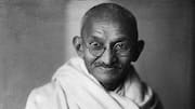 महात्मा गांधी पर बनी ये 5 बेहतरीन फिल्में-सीरीज, जानें OTT पर कहां देख सकते हैं आप