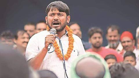 लखनऊ: कन्हैया कुमार पर फेंका गया तरल पदार्थ, कांग्रेस नेताओं का 'एसिड' फेंके जाने का दावा लखनऊ: कन्हैया कुमार पर फेंका गया तरल पदार्थ, कांग्रेस नेताओं का 'एसिड' फेंके जाने का दावा