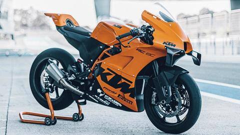 KTM की लिमिटेड रन रेसिंग बाइक RC 8C का अनावरण, जानिए फीचर्स KTM की लिमिटेड रन रेसिंग बाइक RC 8C का अनावरण, जानिए फीचर्स