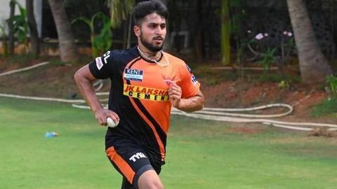 IPL 2021: कौन हैं सनराइजर्स हैदराबाद के तेज गेंदबाज उमरान मलिक? IPL 2021: कौन हैं सनराइजर्स हैदराबाद के तेज गेंदबाज उमरान मलिक?