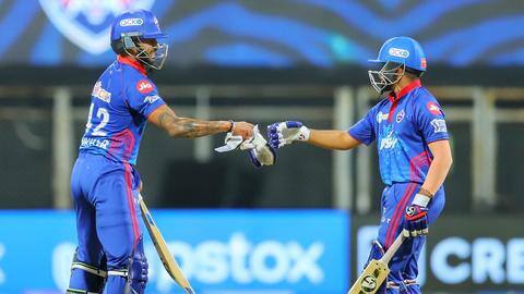 CSK बनाम DC: पृथ्वी और शिखर की पारियों से जीती दिल्ली, मैच में बने ये रिकार्ड्स CSK बनाम DC: पृथ्वी और शिखर की पारियों से जीती दिल्ली, मैच में बने ये रिकार्ड्स