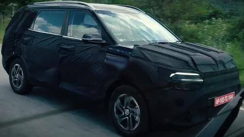 टेस्टिंग के दौरान स्पॉट हुई किआ की नई MPV, जानें कौन से फीचर्स आए नजर टेस्टिंग के दौरान स्पॉट हुई किआ की नई MPV, जानें कौन से फीचर्स आए नजर