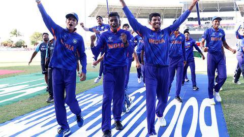 2022 अंडर-19 विश्व कप: टूर्नामेंट से जुड़े रोचक आंकड़ों पर एक नजर 2022 अंडर-19 विश्व कप: टूर्नामेंट से जुड़े रोचक आंकड़ों पर एक नजर