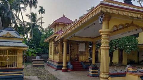 मंगलौर: मंदिर को अपवित्र करने वाले दो आरोपियों का "दैवीय प्रकोप" से बचने के लिए आत्मसमर्पण मंगलौर: मंदिर को अपवित्र करने वाले दो आरोपियों का "दैवीय प्रकोप" से बचने के लिए आत्मसमर्पण