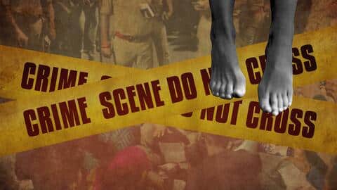 उत्तर प्रदेश: लखीमपुर में पेड़ से लटके मिले दो बहनों के शव, रेप के बाद हत्या उत्तर प्रदेश: लखीमपुर में पेड़ से लटके मिले दो बहनों के शव, रेप के बाद हत्या