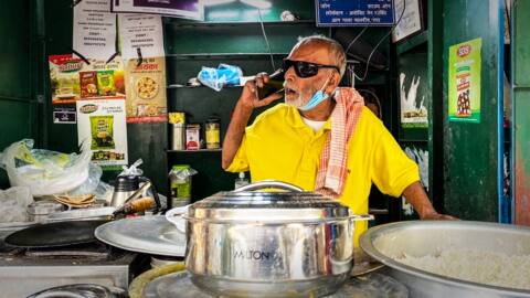 'बाबा का ढाबा' के मालिक कांता प्रसाद ने किया आत्महत्या का प्रयास, अस्पताल में भर्ती 'बाबा का ढाबा' के मालिक कांता प्रसाद ने किया आत्महत्या का प्रयास, अस्पताल में भर्ती