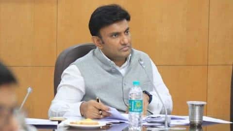 कर्नाटक के स्वास्थ्य मंत्री बोले- आधुनिक भारतीय महिलाएं अविवाहित रहना चाहती हैं, बच्चे पैदा नहीं करतीं कर्नाटक के स्वास्थ्य मंत्री बोले- आधुनिक भारतीय महिलाएं अविवाहित रहना चाहती हैं, बच्चे पैदा नहीं करतीं