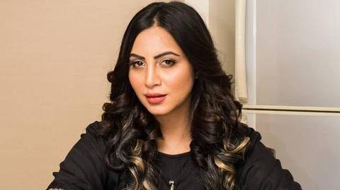 'बिग बॉस' फेम अभिनेत्री अर्शी खान टेलीविजन पर रचाएंगी अपना स्वयंवर 'बिग बॉस' फेम अभिनेत्री अर्शी खान टेलीविजन पर रचाएंगी अपना स्वयंवर
