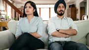 किसी तीसरे इंसान के आने से खराब हो रहा है आपका रिश्ता? करें ये काम