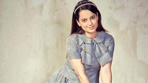 'गैंगस्टर' के 15 साल पूरे होने पर कंगना रनौत ने शाहरुख खान से की अपनी तुलना 'गैंगस्टर' के 15 साल पूरे होने पर कंगना रनौत ने शाहरुख खान से की अपनी तुलना