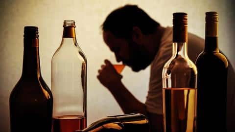 बिहार: गोपालगंज में जहरीली शराब से 3 की मौत, इस साल अब तक हुई 70 मौतें बिहार: गोपालगंज में जहरीली शराब से 3 की मौत, इस साल अब तक हुई 70 मौतें