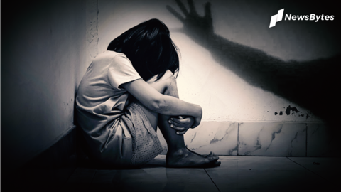 महाराष्ट्र: बीड़ में 6 महीने में 400 लोगों ने किया नाबालिग से रेप, तीन गिरफ्तार महाराष्ट्र: बीड़ में 6 महीने में 400 लोगों ने किया नाबालिग से रेप, तीन गिरफ्तार