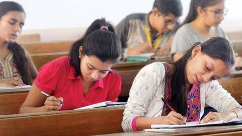SSC CHSL परीक्षा का नोटिफिकेशन जारी, जानें कब हो सकती है परीक्षा और आवेदन का तरीका SSC CHSL परीक्षा का नोटिफिकेशन जारी, जानें कब हो सकती है परीक्षा और आवेदन का तरीका