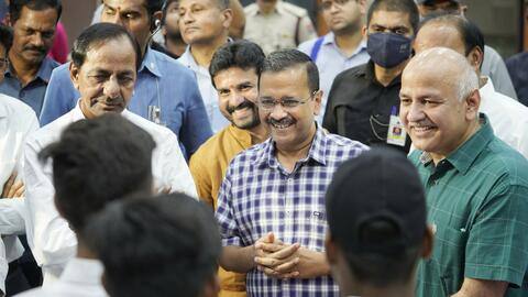 केजरीवाल के साथ पंजाब का दौरा करेंगे विपक्षी गठबंधन बनाने की कोशिश कर रहे चंद्रशेखर राव केजरीवाल के साथ पंजाब का दौरा करेंगे विपक्षी गठबंधन बनाने की कोशिश कर रहे चंद्रशेखर राव