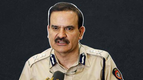 मुंबई: क्राइम ब्रांच के सामने पेश हुए पूर्व कमिश्नर परमबीर सिंह, कहा- जांच में करूंगा सहयोग मुंबई: क्राइम ब्रांच के सामने पेश हुए पूर्व कमिश्नर परमबीर सिंह, कहा- जांच में करूंगा सहयोग