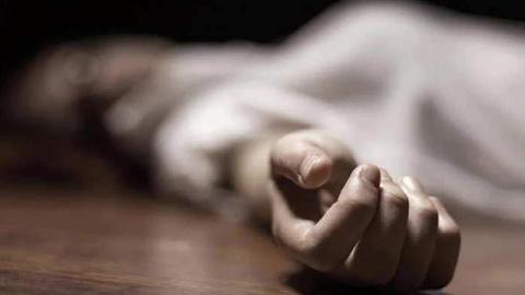 हैदराबाद: पत्नी की हत्या कर लगाई आग, परिजनों को दी कोरोना से मौत होने की जानकारी हैदराबाद: पत्नी की हत्या कर लगाई आग, परिजनों को दी कोरोना से मौत होने की जानकारी