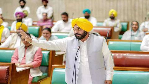 चंडीगढ़ को लेकर पंजाब और हरियाणा के बीच चला आ रहा विवाद क्या है? चंडीगढ़ को लेकर पंजाब और हरियाणा के बीच चला आ रहा विवाद क्या है?