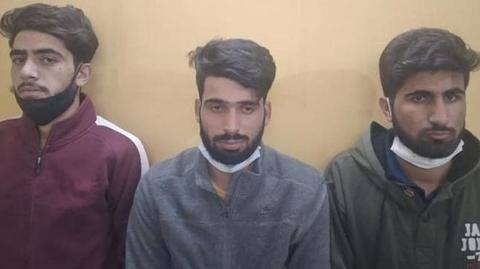 उत्तर प्रदेश: पाकिस्तान की जीत का जश्न मनाने वाले लोगों के खिलाफ चलेगा देशद्रोह का मुकदमा उत्तर प्रदेश: पाकिस्तान की जीत का जश्न मनाने वाले लोगों के खिलाफ चलेगा देशद्रोह का मुकदमा
