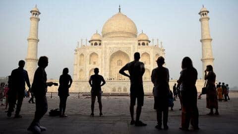 वैश्विक यात्रा और पर्यटन विकास सूचकांक: 54वें स्थान पर फिसला भारत, दक्षिण एशिया में शीर्ष पर वैश्विक यात्रा और पर्यटन विकास सूचकांक: 54वें स्थान पर फिसला भारत, दक्षिण एशिया में शीर्ष पर