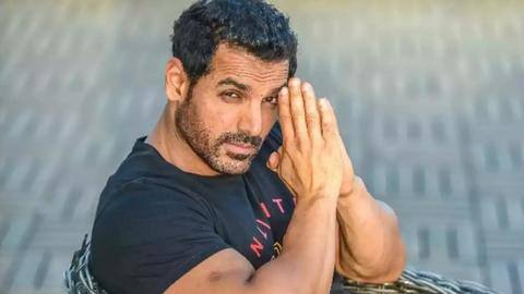 जॉन अब्राहम ने शुरू की 'पठान' की शूटिंग, सामने आई तस्वीर जॉन अब्राहम ने शुरू की 'पठान' की शूटिंग, सामने आई तस्वीर