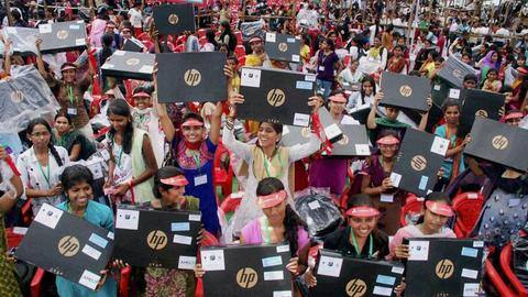 उत्तर प्रदेश: दिसंबर में युवाओं को मिलेंगे फ्री लैपटॉप और स्मार्टफोन, मुख्यमंत्री लॉन्च करेंगे पोर्टल उत्तर प्रदेश: दिसंबर में युवाओं को मिलेंगे फ्री लैपटॉप और स्मार्टफोन, मुख्यमंत्री लॉन्च करेंगे पोर्टल