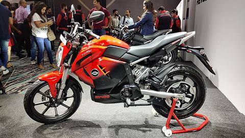 कुछ ही देर में बिकी रिवॉल्ट RV400 की सारी बाइक्स, 150 किलोमीटर की राइडिंग रेंज कुछ ही देर में बिकी रिवॉल्ट RV400 की सारी बाइक्स, 150 किलोमीटर की राइडिंग रेंज