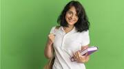 गर्मियों में कॉलेज जाते समय लड़कियां चुनें ये 5 आउटफिट्स, दिखेंगी स्टाइलिश