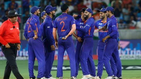 टी-20 विश्व कप के लिए भारतीय टीम घोषित, बुमराह की हुई वापसी टी-20 विश्व कप के लिए भारतीय टीम घोषित, बुमराह की हुई वापसी