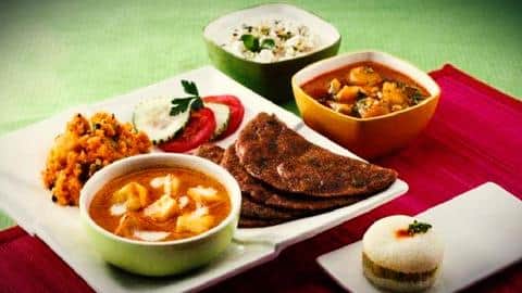 नवरात्रि: पहली बार उपवास रखने जा रहे हैं तो इन बातों पर दें विशेष ध्यान नवरात्रि: पहली बार उपवास रखने जा रहे हैं तो इन बातों पर दें विशेष ध्यान