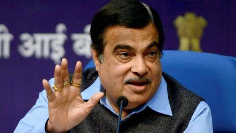 अगले पांच सालों में बंद हो जाएगा पेट्रोल का इस्तेमाल- गडकरी अगले पांच सालों में बंद हो जाएगा पेट्रोल का इस्तेमाल- गडकरी