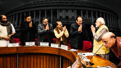 मानसून सत्र: सरकार ने 18 जुलाई को बुलाई सर्वदलीय बैठक, प्रधानमंत्री मोदी भी लेंगे हिस्सा मानसून सत्र: सरकार ने 18 जुलाई को बुलाई सर्वदलीय बैठक, प्रधानमंत्री मोदी भी लेंगे हिस्सा