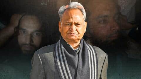 राजस्थान: अशोक गहलोत ने उदयपुर हत्याकांड के आरोपी का बताया भाजपा से संबंध, मांगी सफाई राजस्थान: अशोक गहलोत ने उदयपुर हत्याकांड के आरोपी का बताया भाजपा से संबंध, मांगी सफाई