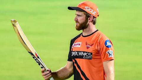 IPL 2021: KKR के खिलाफ नहीं खेले केन विलियमसन, हैदराबाद के कोच ने बताया कारण IPL 2021: KKR के खिलाफ नहीं खेले केन विलियमसन, हैदराबाद के कोच ने बताया कारण