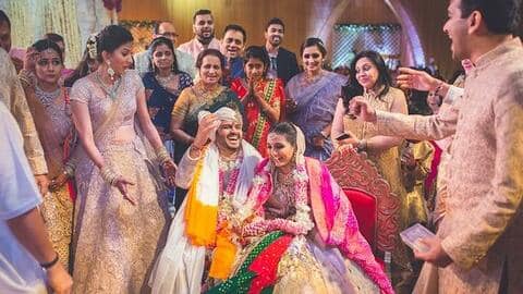वेडिंग रिसेप्शन को मजेदार बनाने के लिए अपनाएं ये तरीके वेडिंग रिसेप्शन को मजेदार बनाने के लिए अपनाएं ये तरीके