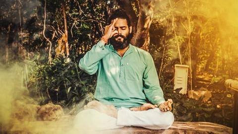 चंद्रभेदी: जानिए इस प्राणायाम के अभ्यास का तरीका, फायदे और अन्य महत्वपूर्ण बातें चंद्रभेदी: जानिए इस प्राणायाम के अभ्यास का तरीका, फायदे और अन्य महत्वपूर्ण बातें