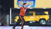 IPL: बतौर कप्तान सबसे ज्यादा 3 विकेट हॉल लेने वाले गेंदबाज