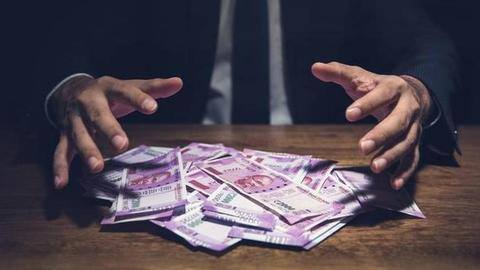 नौकरी के साथ-साथ घर बैठे कैसे कर सकते हैं अतिरिक्त कमाई? नौकरी के साथ-साथ घर बैठे कैसे कर सकते हैं अतिरिक्त कमाई?