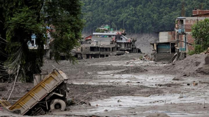 नेपाल बाढ़: 579 की मौत, 2,500 लापता; भारत-चीन से बचाव दल को आने की अनुमति मिली