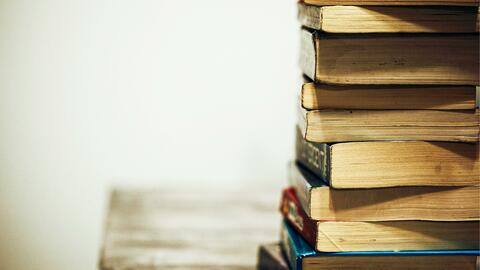 NCERT ने 12वीं की किताब से हटाया गुजरात दंगों का चैप्टर NCERT ने 12वीं की किताब से हटाया गुजरात दंगों का चैप्टर