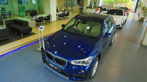 मार्च में लग्जरी कारों के सेगमेंट में दिखा BMW की गाड़ियों का जलवा, बिकी सबसे ज्यादा मार्च में लग्जरी कारों के सेगमेंट में दिखा BMW की गाड़ियों का जलवा, बिकी सबसे ज्यादा