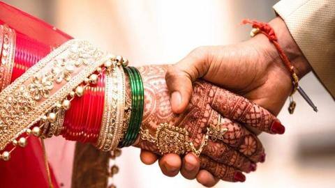 भारत में पिछले साल 50 प्रतिशत तक बढ़े बाल विवाह के मामले, कर्नाटक में सबसे अधिक भारत में पिछले साल 50 प्रतिशत तक बढ़े बाल विवाह के मामले, कर्नाटक में सबसे अधिक