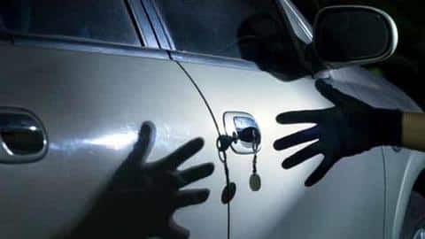 अपनी कार को चोरी होने से बचा सकते हैं आप, इन तरीकों से करें सुरक्षा अपनी कार को चोरी होने से बचा सकते हैं आप, इन तरीकों से करें सुरक्षा