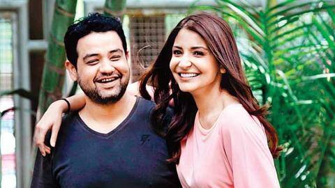 क्या बॉलीवुड की इस अभिनेत्री को डेट कर रहे हैं अनुष्का शर्मा के भाई करणेश? क्या बॉलीवुड की इस अभिनेत्री को डेट कर रहे हैं अनुष्का शर्मा के भाई करणेश?