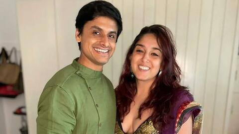 आमिर खान की बेटी इरा ने बॉयफ्रेंड नूपुर शिखरे से की सगाई, सामने आया वीडियो आमिर खान की बेटी इरा ने बॉयफ्रेंड नूपुर शिखरे से की सगाई, सामने आया वीडियो
