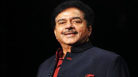 शत्रुघ्न सिन्हा ने क्यों ठुकराई थी फिल्म 'शोले'? खुद बताई वजह शत्रुघ्न सिन्हा ने क्यों ठुकराई थी फिल्म 'शोले'? खुद बताई वजह