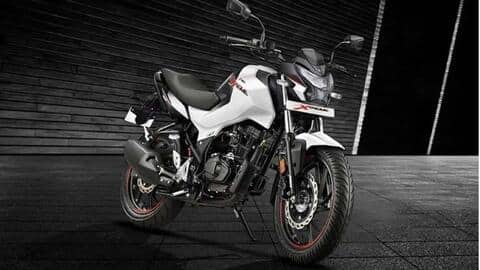हीरो की सबसे किफायती स्पोर्ट्स बाइक एक्सट्रीम 160R ने दी दस्तक, तीन वेरिएंट्स में हुई लॉन्च हीरो की सबसे किफायती स्पोर्ट्स बाइक एक्सट्रीम 160R ने दी दस्तक, तीन वेरिएंट्स में हुई लॉन्च