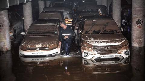 कहीं बाढ़ से प्रभावित कार तो नहीं खरीद रहे आप? इन टिप्स से करें चेक कहीं बाढ़ से प्रभावित कार तो नहीं खरीद रहे आप? इन टिप्स से करें चेक